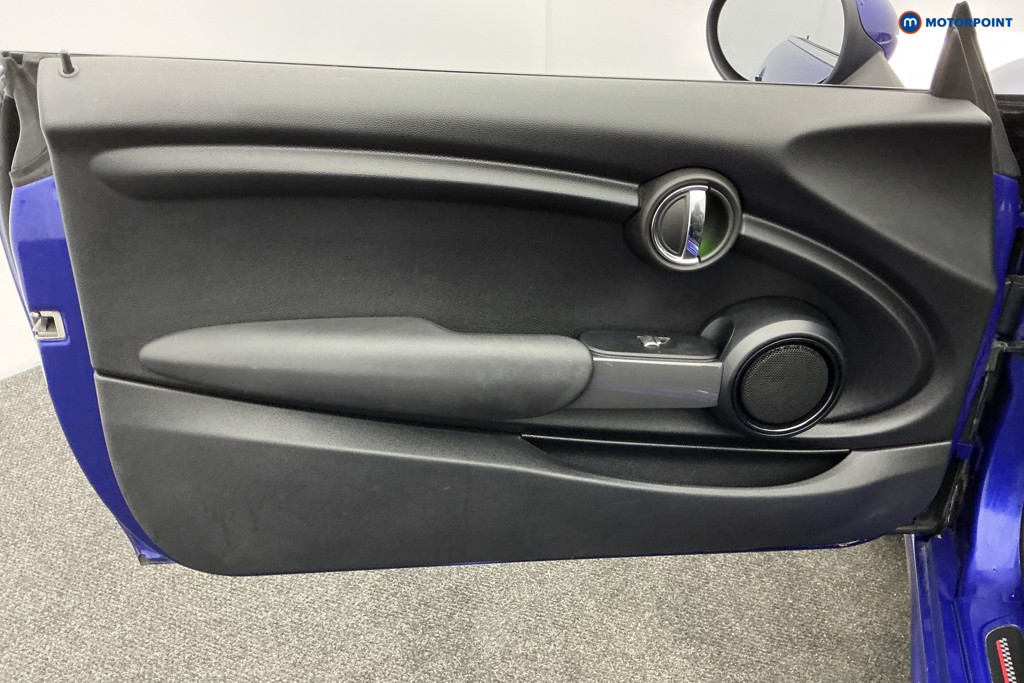 Mini Convertible Cooper Sport Manual Petrol Convertible - Stock Number (1603335) - 25th supplementary image