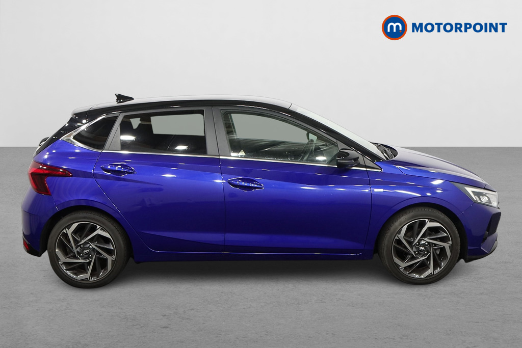 Hyundai I20 Se Connect Manual Petrol Hatchback - Stock Number (1584269) - Drivers side
