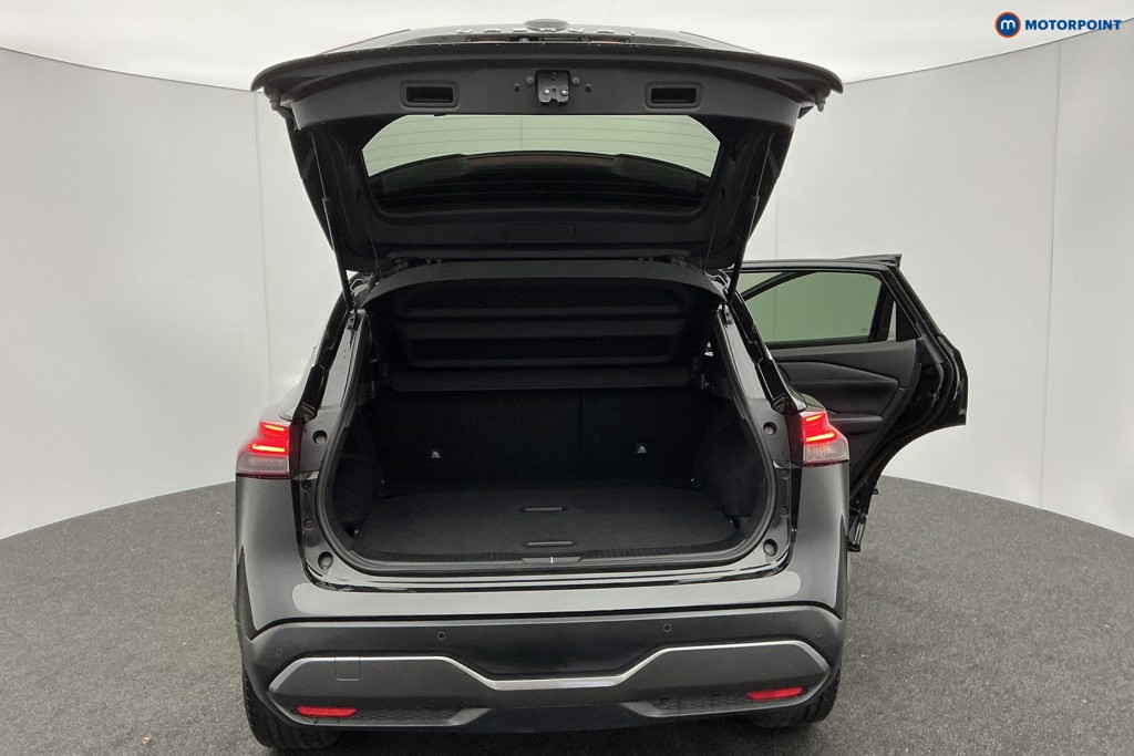 Nissan Qashqai N-Connecta Manual Petrol SUV - Stock Number (1590337) - 3rd supplementary image