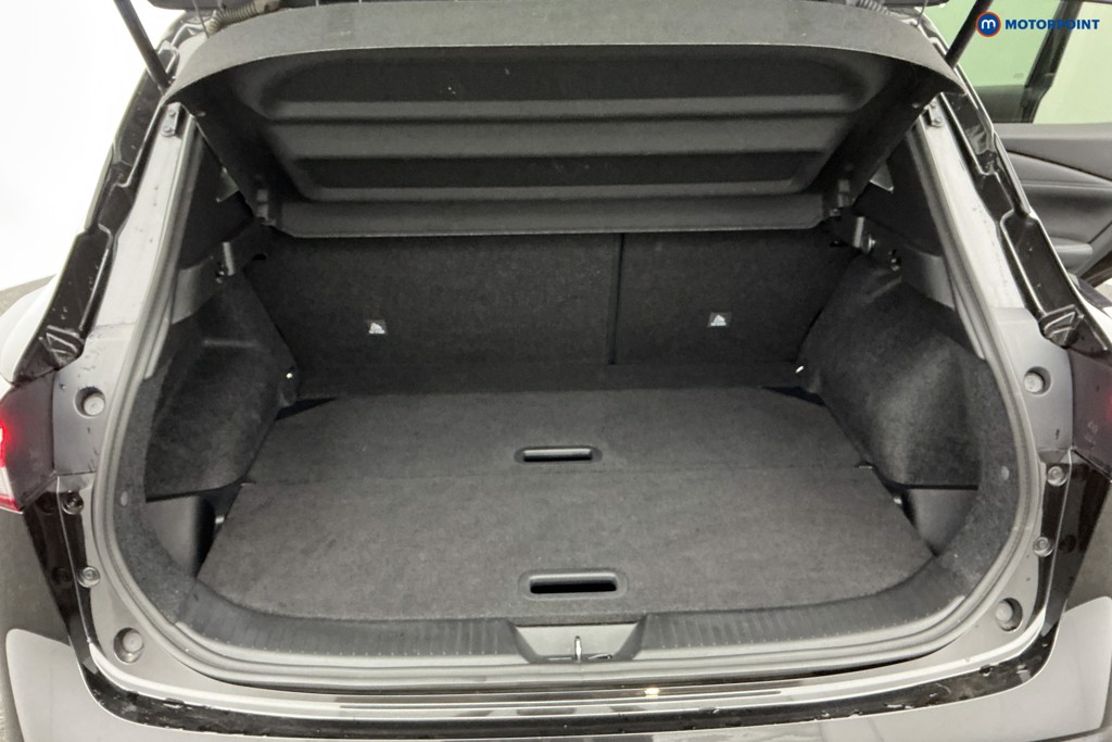 Nissan Qashqai N-Connecta Manual Petrol SUV - Stock Number (1590337) - 4th supplementary image