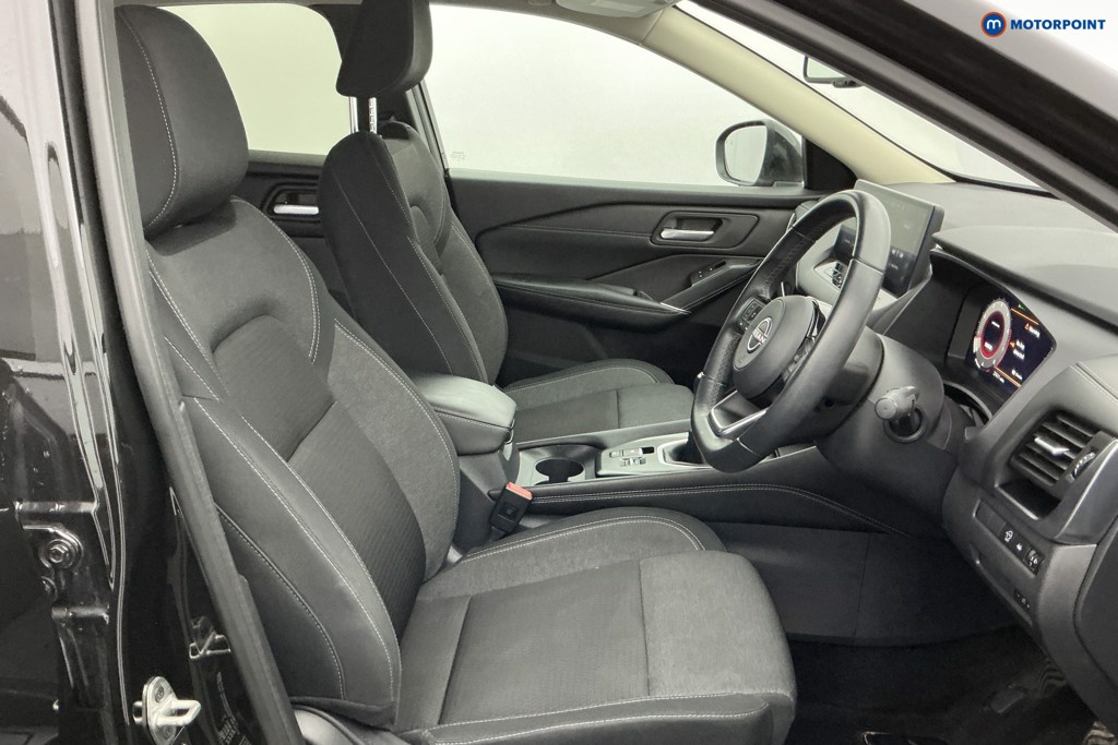 Nissan Qashqai N-Connecta Manual Petrol SUV - Stock Number (1590337) - 6th supplementary image
