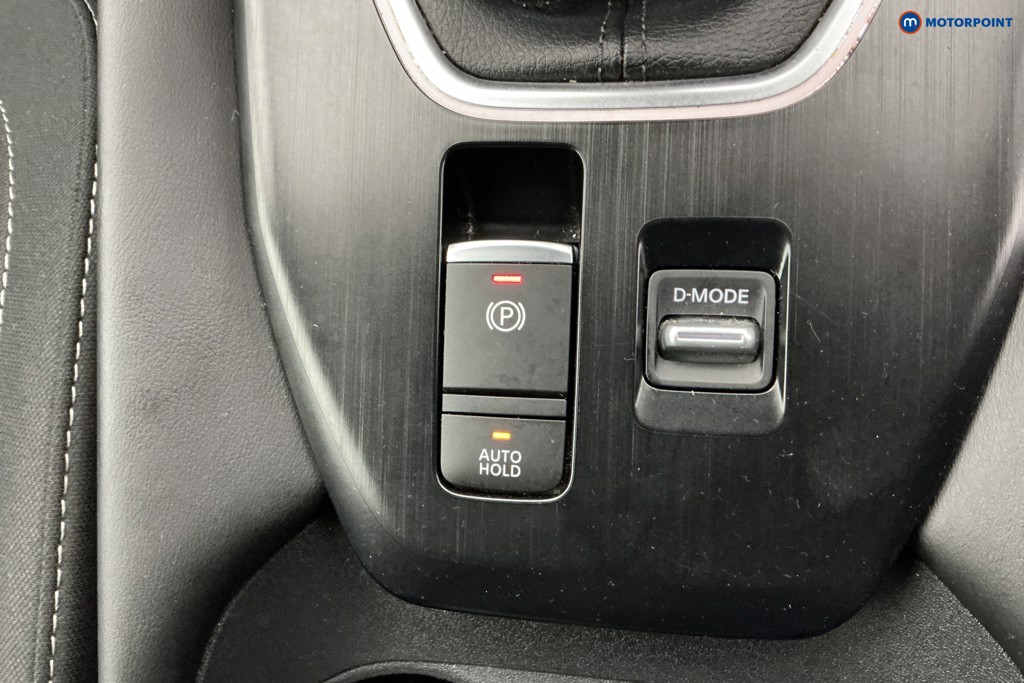 Nissan Qashqai N-Connecta Manual Petrol SUV - Stock Number (1590337) - 17th supplementary image