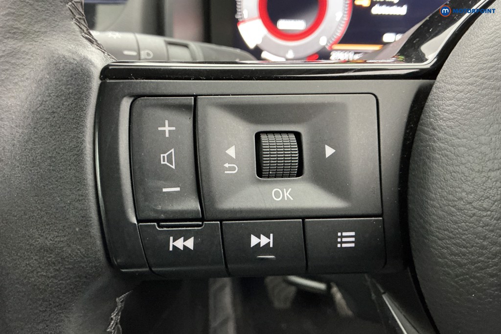 Nissan Qashqai N-Connecta Manual Petrol SUV - Stock Number (1590337) - 21st supplementary image