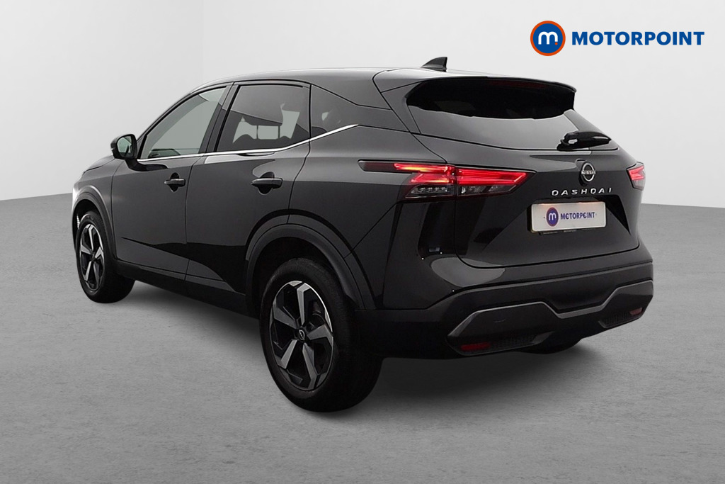 Nissan Qashqai N-Connecta Manual Petrol SUV - Stock Number (1590337) - Passenger side rear corner