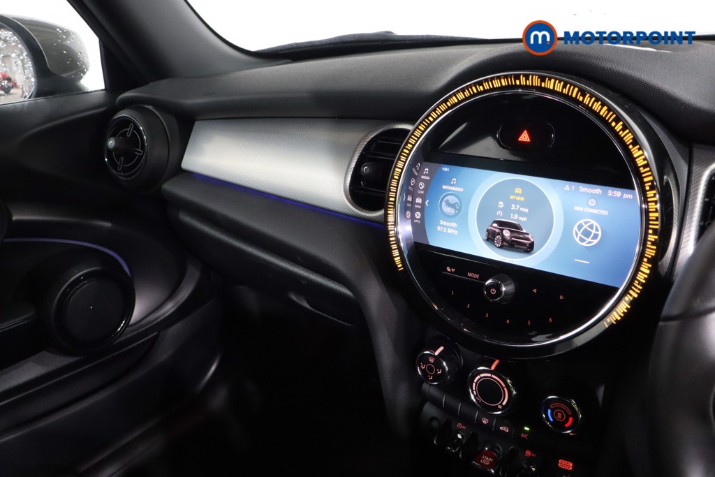 Mini Hatchback Cooper S Exclusive Manual Petrol Hatchback - Stock Number (1591329) - 3rd supplementary image