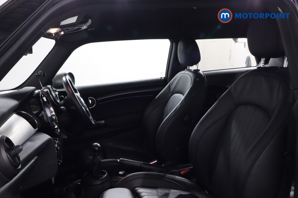 Mini Hatchback Cooper S Exclusive Manual Petrol Hatchback - Stock Number (1591329) - 20th supplementary image