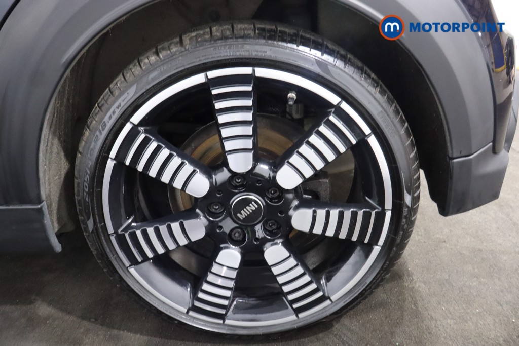 Mini Hatchback Cooper S Exclusive Manual Petrol Hatchback - Stock Number (1591329) - 27th supplementary image