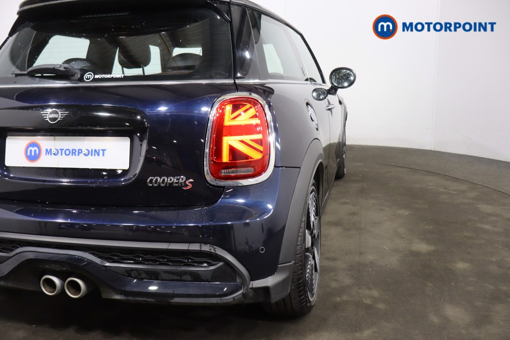 Mini Hatchback Cooper S Exclusive Manual Petrol Hatchback - Stock Number (1591329) - 29th supplementary image