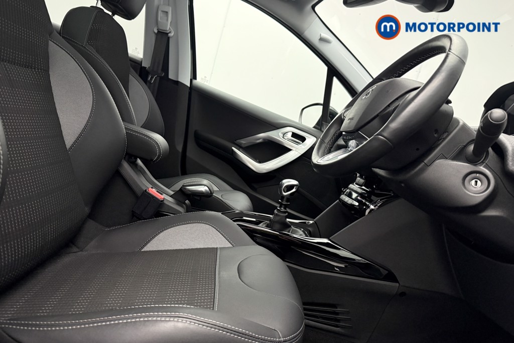 Peugeot 2008 Allure Premium Manual Petrol SUV - Stock Number (1591931) - 8th supplementary image
