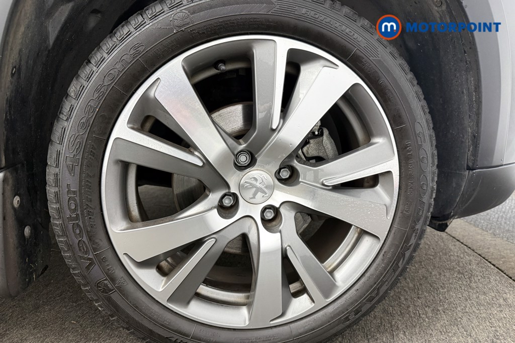 Peugeot 2008 Allure Premium Manual Petrol SUV - Stock Number (1591931) - 11th supplementary image