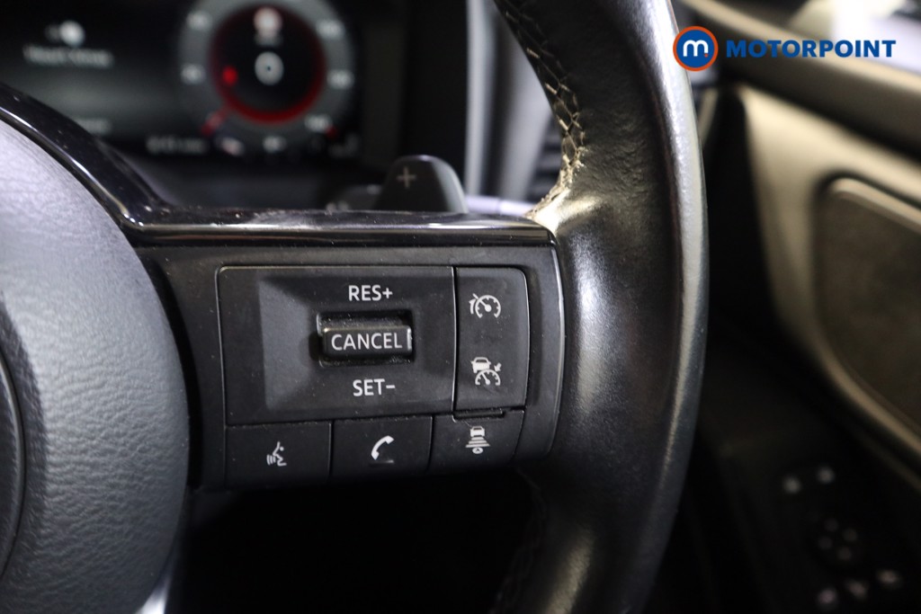 Nissan Qashqai N-Connecta Automatic Petrol SUV - Stock Number (1591968) - 4th supplementary image