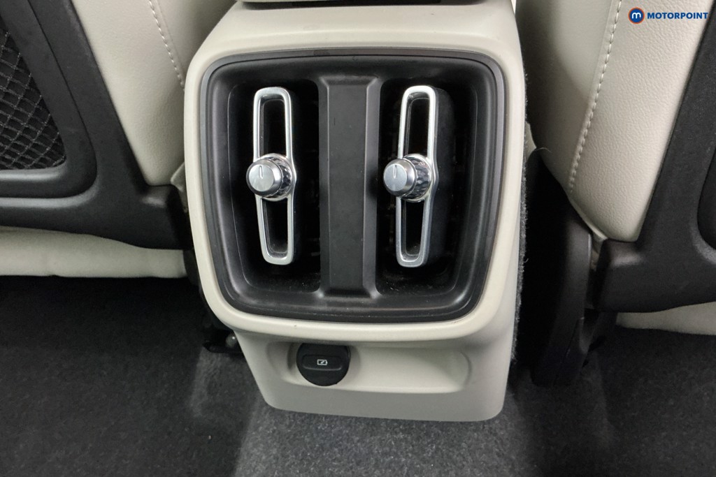 Volvo Xc40 Inscription Pro Automatic Petrol SUV - Stock Number (1592680) - 14th supplementary image