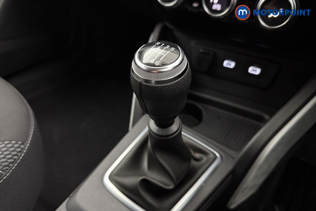 Dacia Duster Prestige Manual Petrol SUV - Stock Number (1593619) - 13th supplementary image