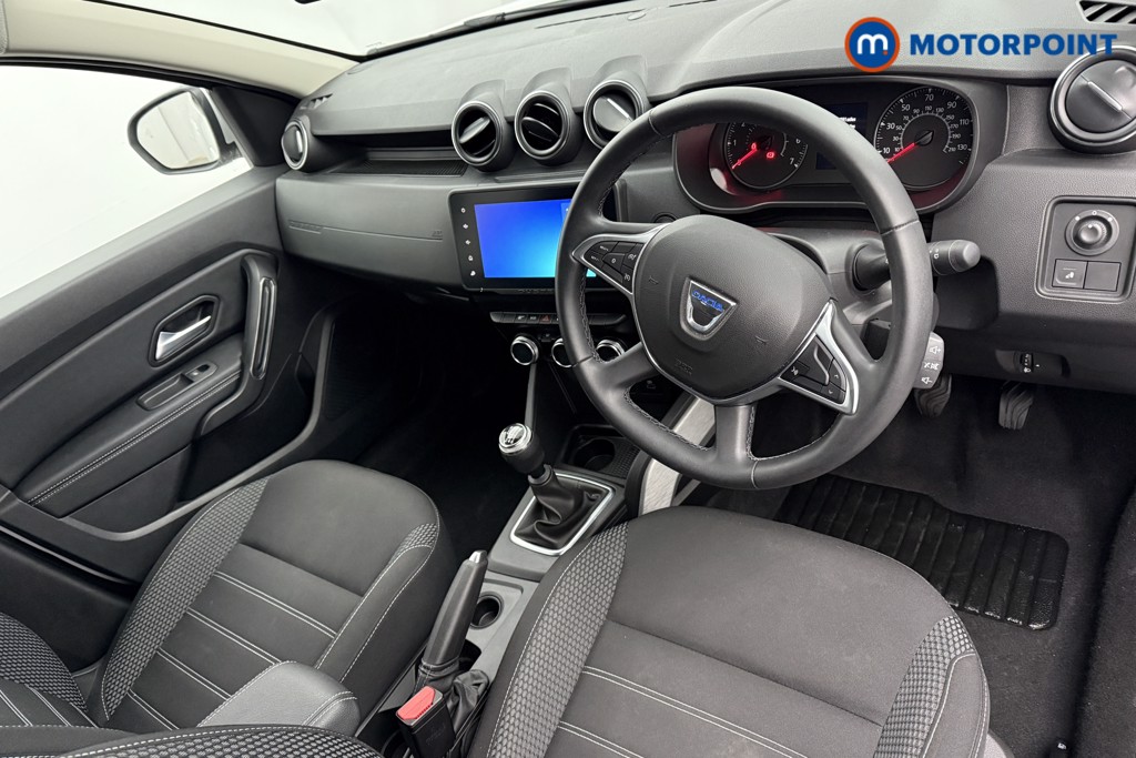 Dacia Duster Prestige Manual Petrol SUV - Stock Number (1593619) - 1st supplementary image