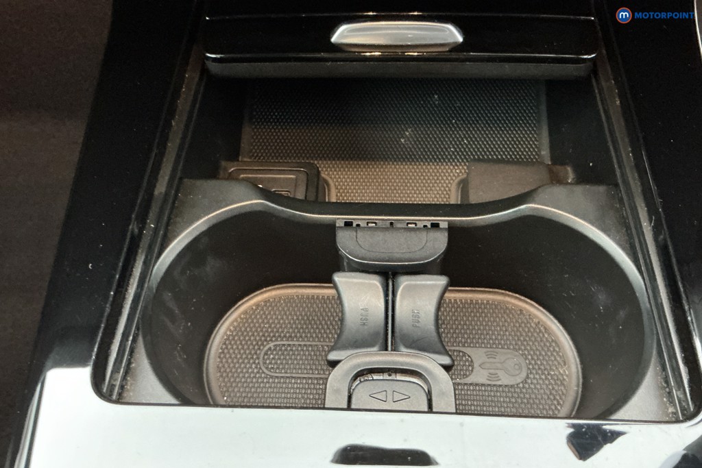 Mercedes-Benz A Class Amg Line Automatic Petrol Hatchback - Stock Number (1593658) - 17th supplementary image