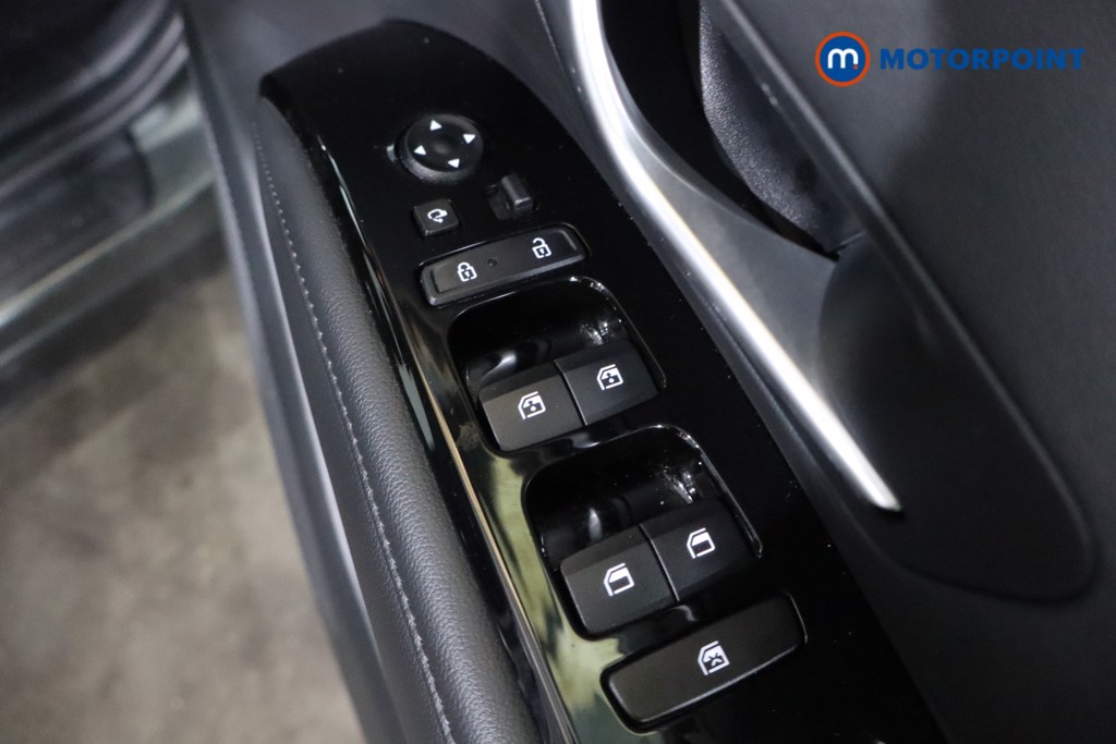 Hyundai Tucson Se Connect Manual Petrol SUV - Stock Number (1594989) - 19th supplementary image