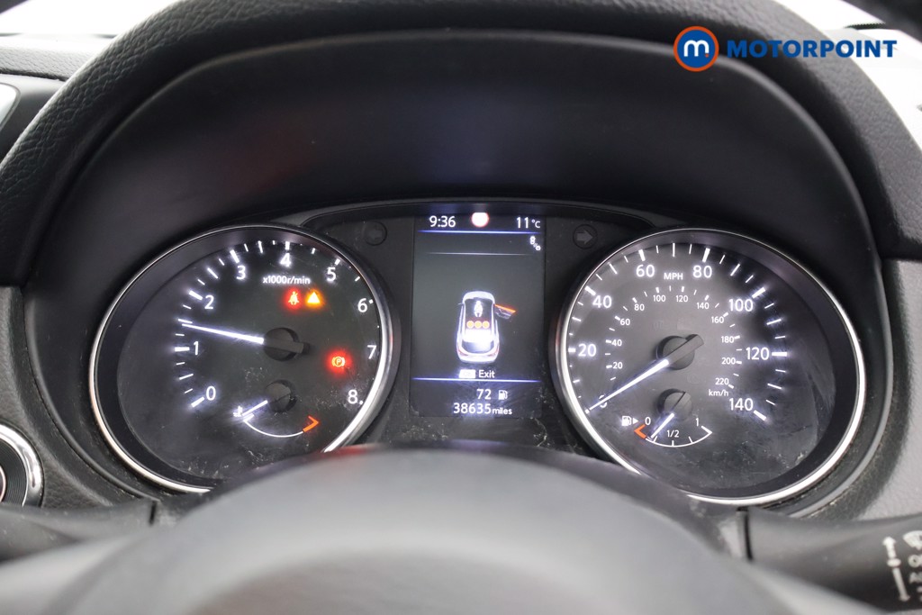 Nissan Qashqai N-Connecta Manual Petrol SUV - Stock Number (1596441) - 4th supplementary image