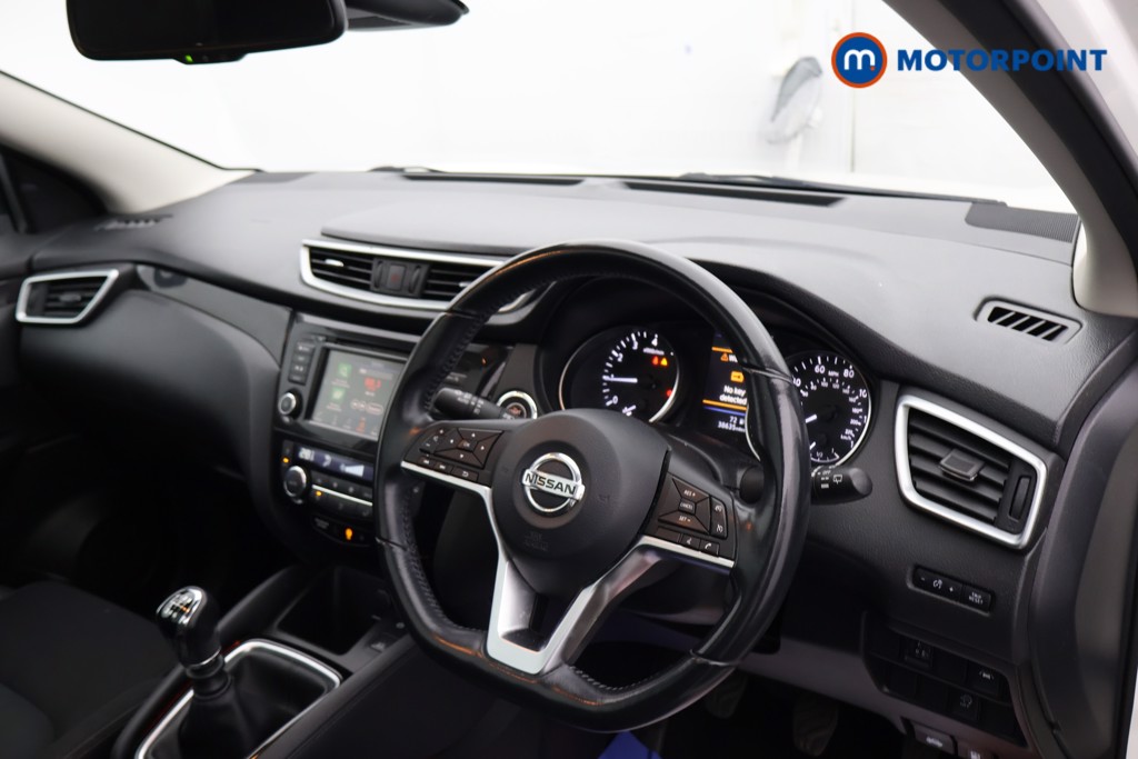 Nissan Qashqai N-Connecta Manual Petrol SUV - Stock Number (1596441) - 13th supplementary image