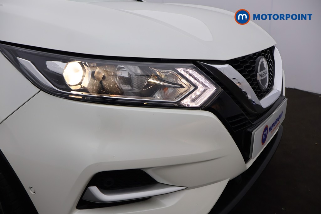 Nissan Qashqai N-Connecta Manual Petrol SUV - Stock Number (1596441) - 28th supplementary image