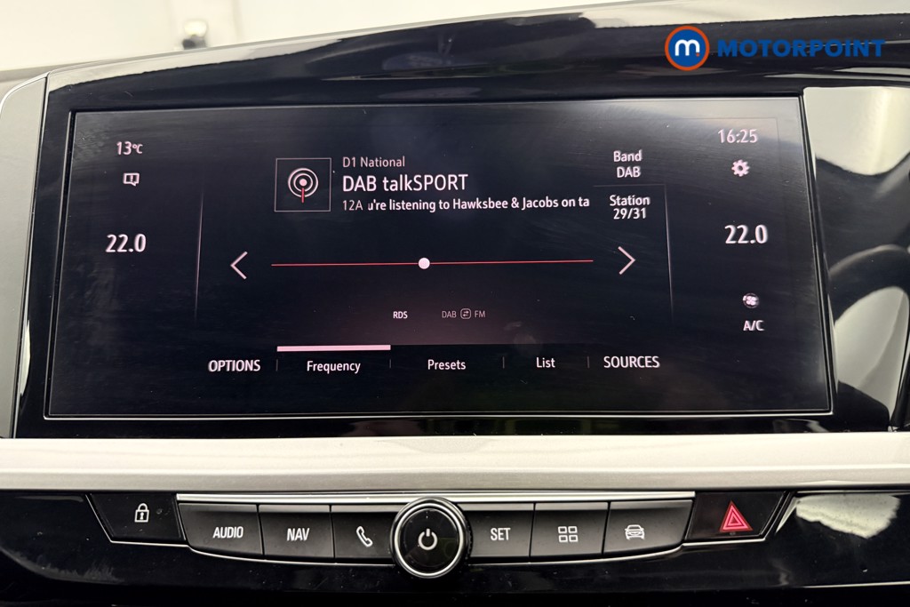 Vauxhall Grandland GS Manual Petrol SUV - Stock Number (1598647) - 4th supplementary image