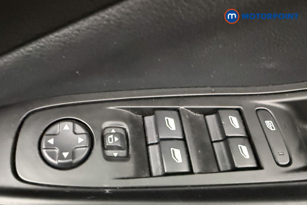 Vauxhall Grandland GS Manual Petrol SUV - Stock Number (1598647) - 16th supplementary image