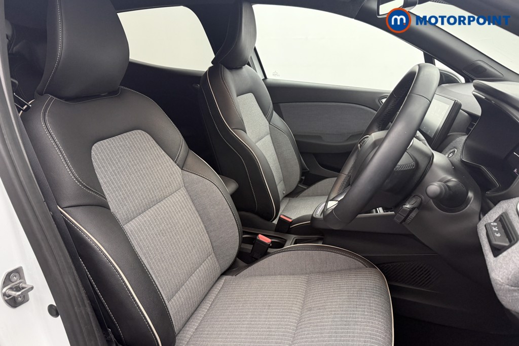 Renault Clio Techno Manual Petrol Hatchback - Stock Number (1598669) - 19th supplementary image