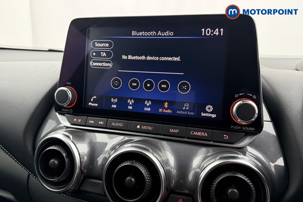 Nissan Juke N-Connecta Manual Petrol SUV - Stock Number (1598682) - 8th supplementary image