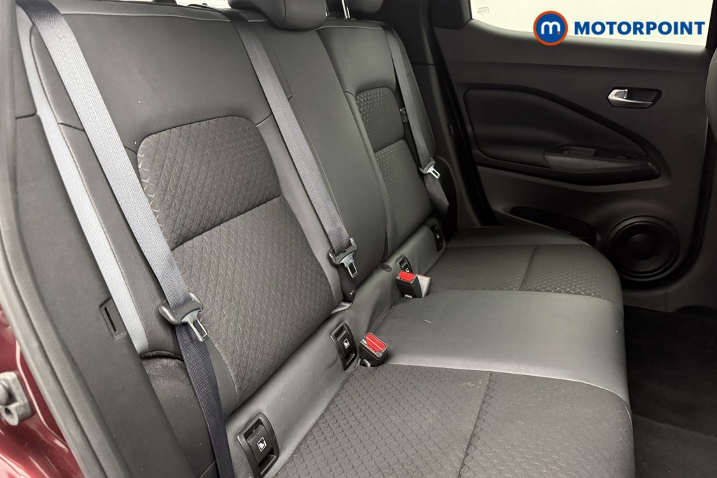 Nissan Juke N-Connecta Manual Petrol SUV - Stock Number (1598682) - 20th supplementary image