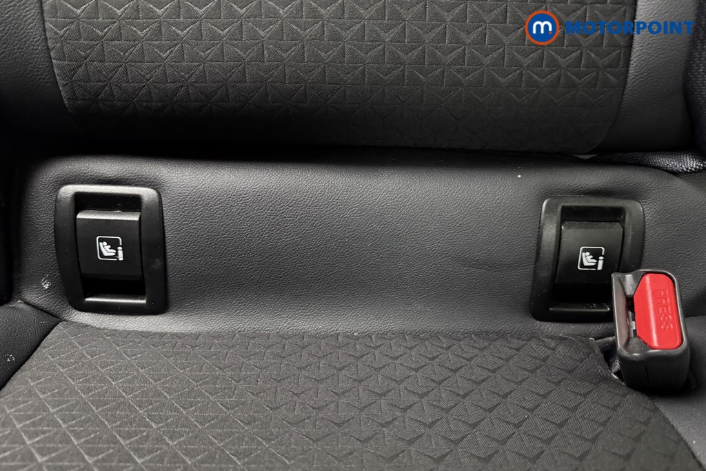 Nissan Juke N-Connecta Manual Petrol SUV - Stock Number (1598682) - 21st supplementary image