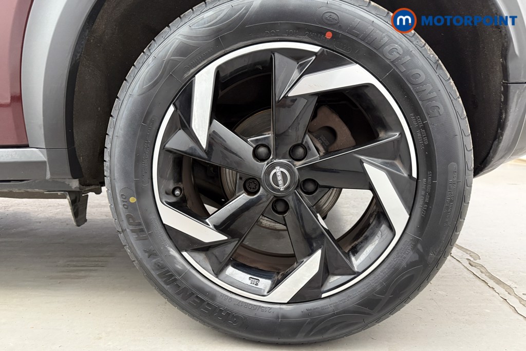 Nissan Juke N-Connecta Manual Petrol SUV - Stock Number (1598682) - 28th supplementary image