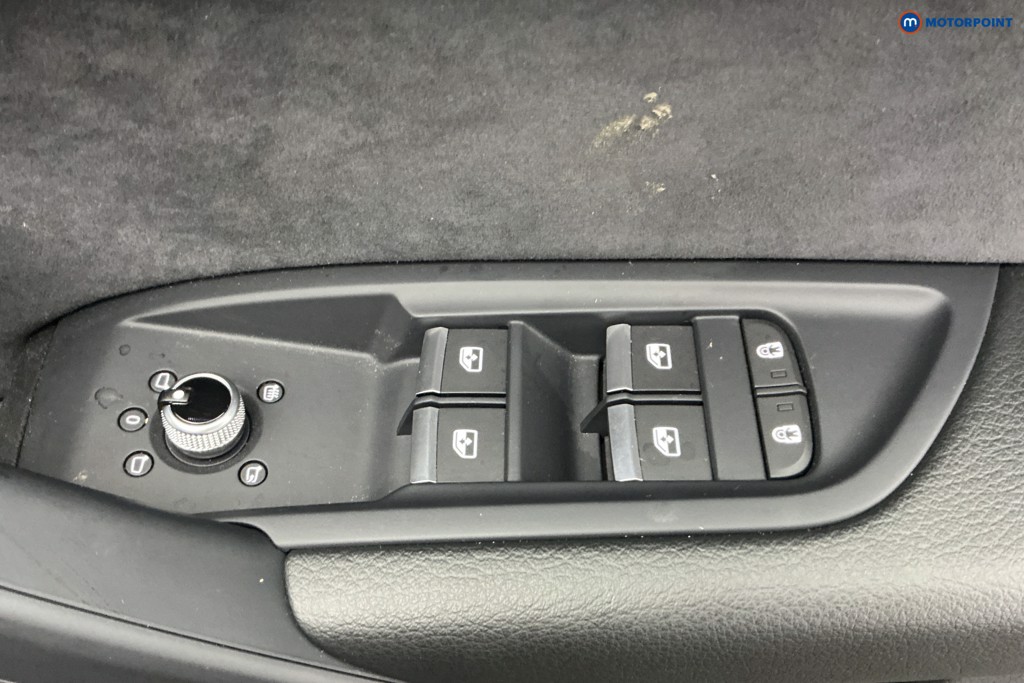 Audi Q5 S Line Automatic Diesel SUV - Stock Number (1598784) - 25th supplementary image