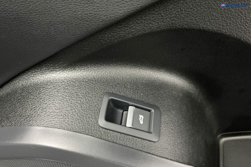 Audi Q5 S Line Automatic Diesel SUV - Stock Number (1598784) - 27th supplementary image