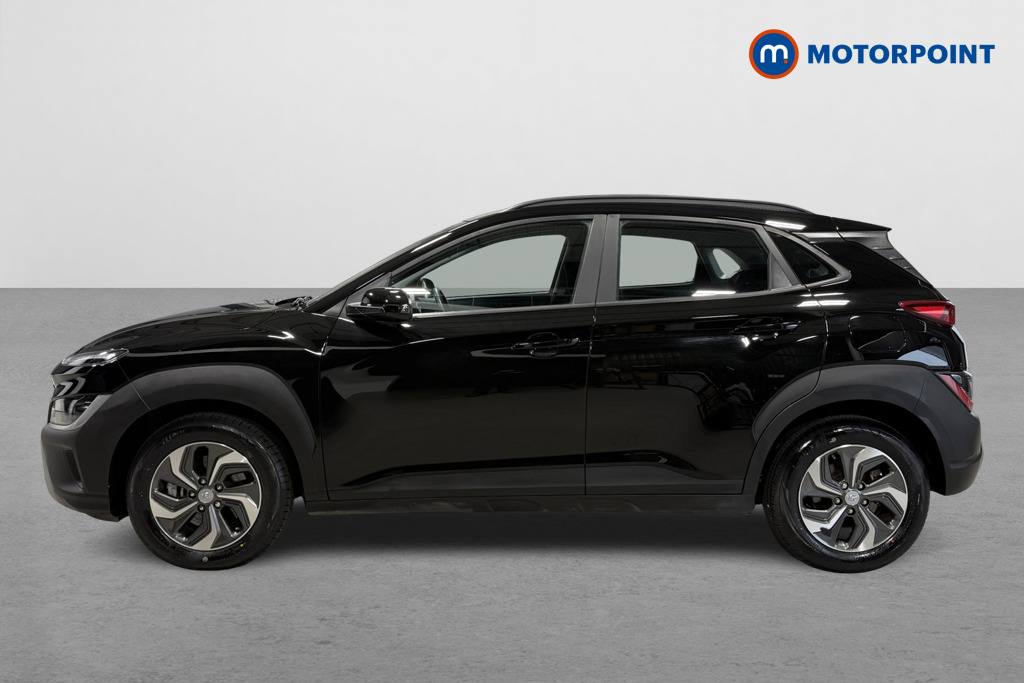 Hyundai Kona Se Connect Automatic Petrol-Electric Hybrid SUV - Stock Number (1599279) - Passenger side