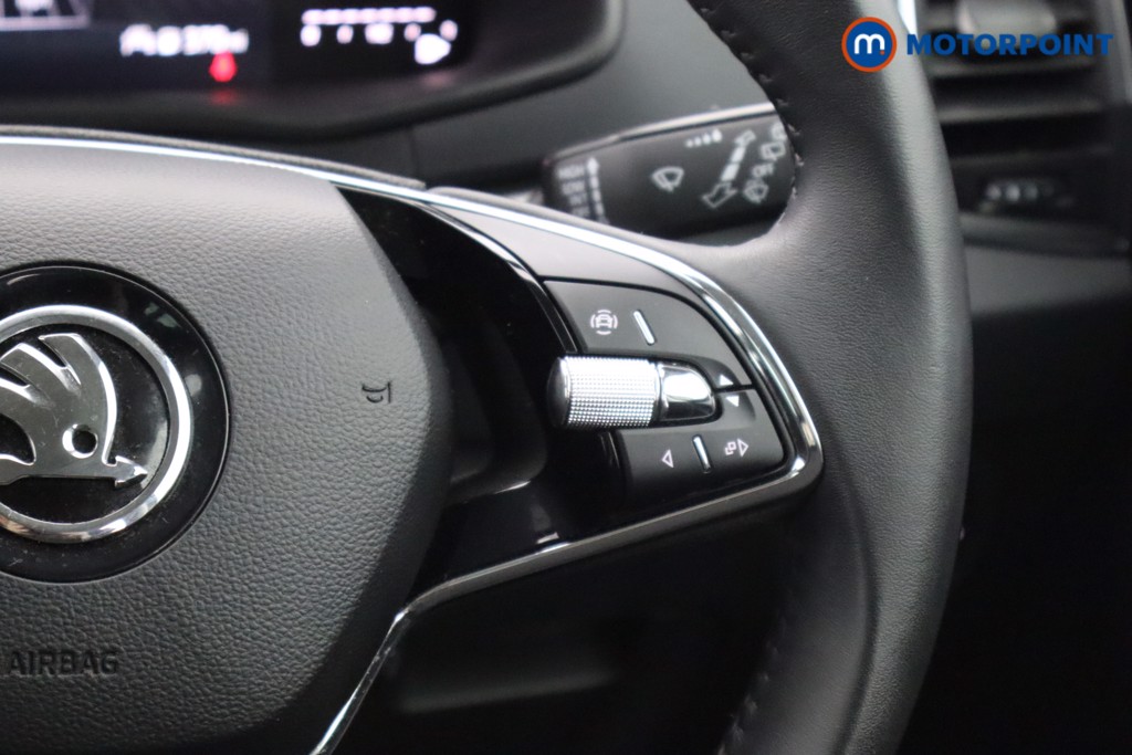 Skoda Karoq Se Drive Manual Petrol SUV - Stock Number (1599340) - 7th supplementary image