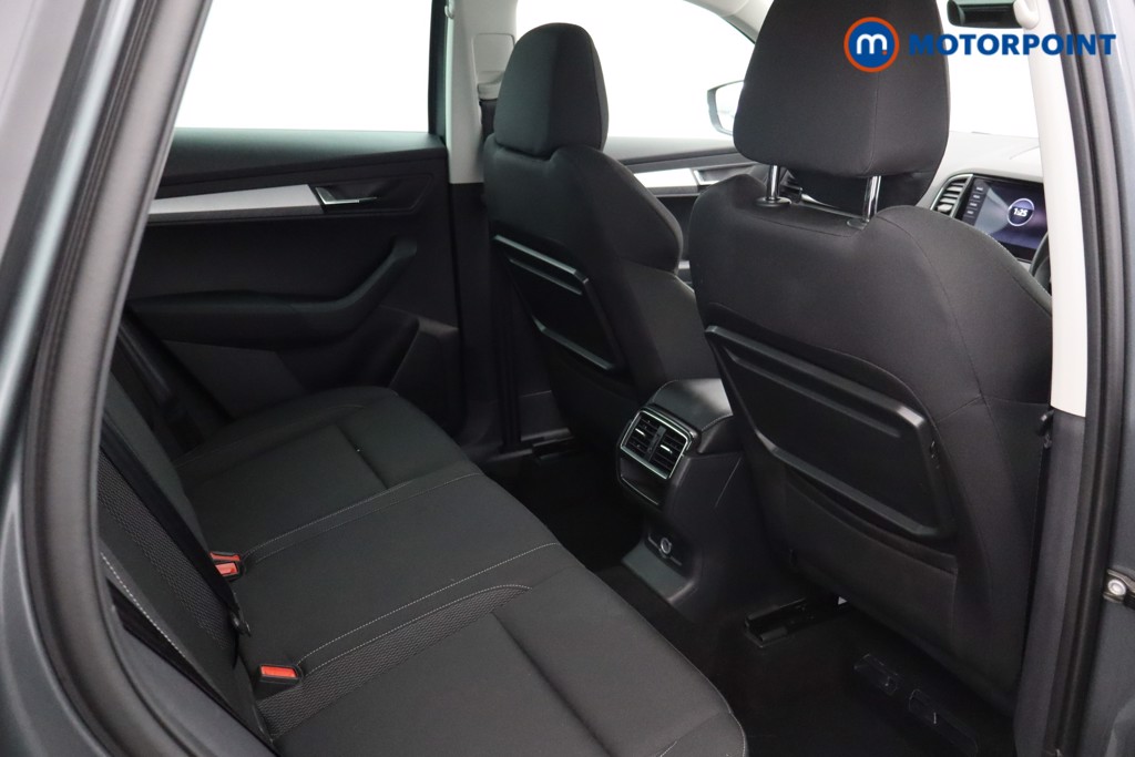 Skoda Karoq Se Drive Manual Petrol SUV - Stock Number (1599340) - 9th supplementary image