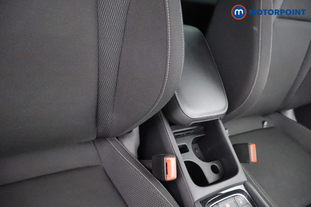 Skoda Karoq Se Drive Manual Petrol SUV - Stock Number (1599340) - 14th supplementary image