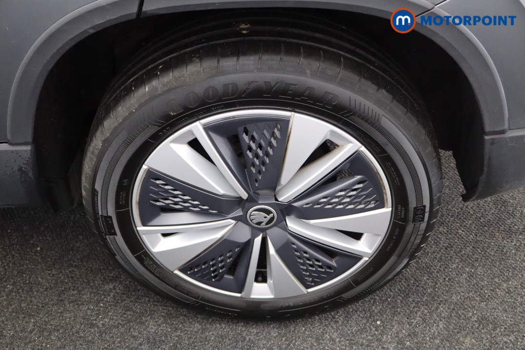 Skoda Karoq Se Drive Manual Petrol SUV - Stock Number (1599340) - 23rd supplementary image