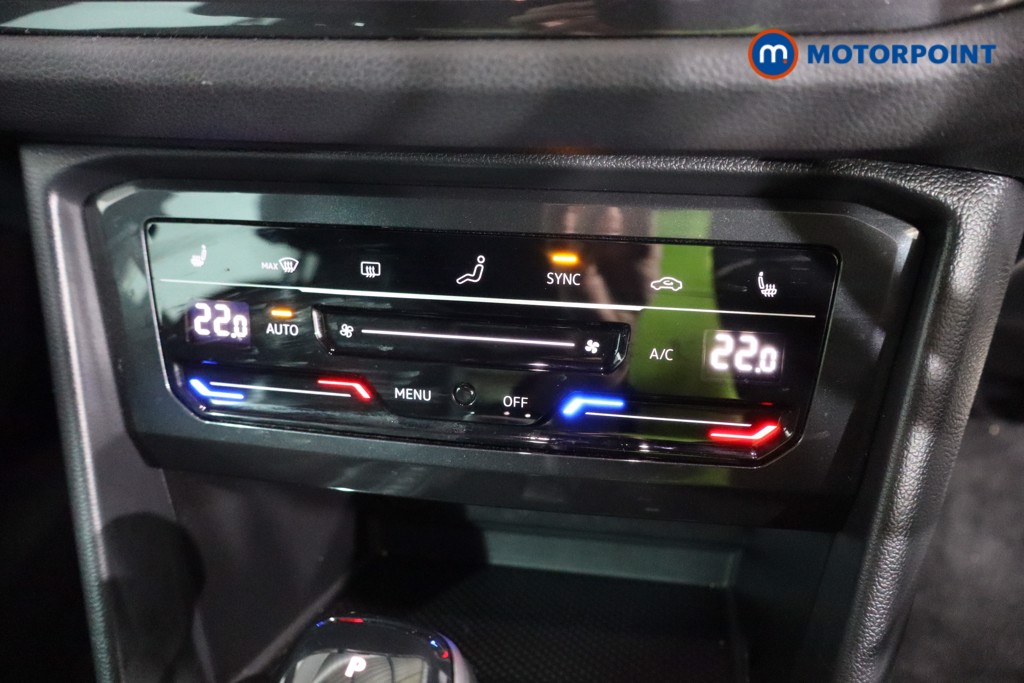 Volkswagen Tiguan R-Line Automatic Petrol SUV - Stock Number (1600352) - 11th supplementary image