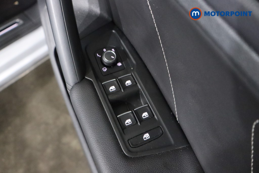Volkswagen Tiguan R-Line Automatic Petrol SUV - Stock Number (1600352) - 18th supplementary image