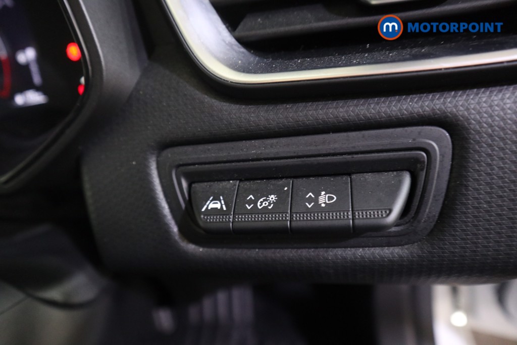 Renault Clio Evolution Automatic Petrol-Electric Hybrid Hatchback - Stock Number (1600446) - 11th supplementary image