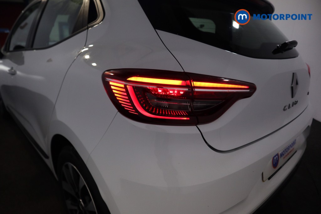 Renault Clio Evolution Automatic Petrol-Electric Hybrid Hatchback - Stock Number (1600446) - 23rd supplementary image