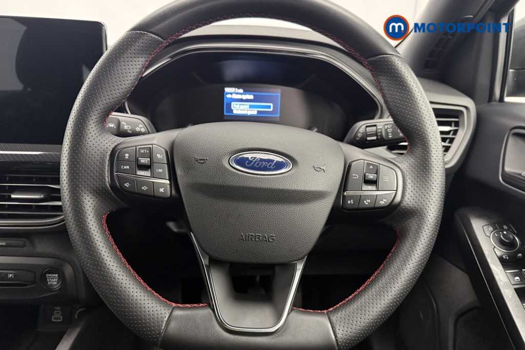 Ford Focus St-Line Manual Petrol Estate - Stock Number (1600506) - 5th supplementary image