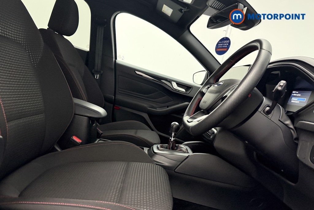 Ford Focus St-Line Manual Petrol Estate - Stock Number (1600506) - 8th supplementary image