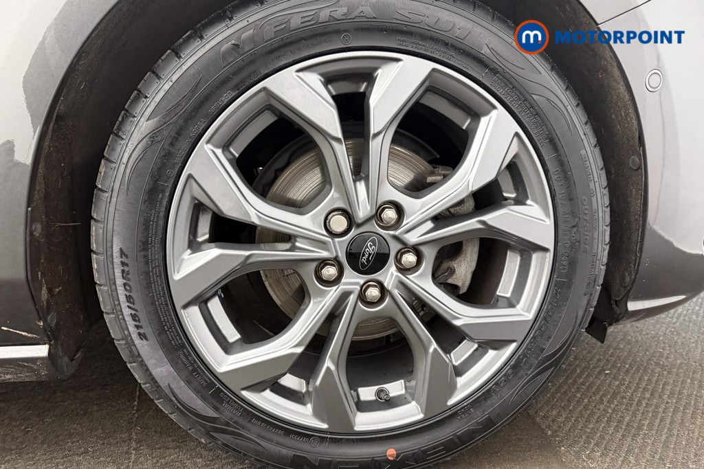 Ford Focus St-Line Manual Petrol Estate - Stock Number (1600506) - 11th supplementary image