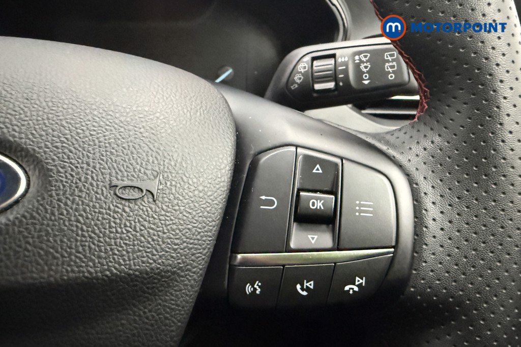 Ford Focus St-Line Manual Petrol Estate - Stock Number (1600506) - 15th supplementary image