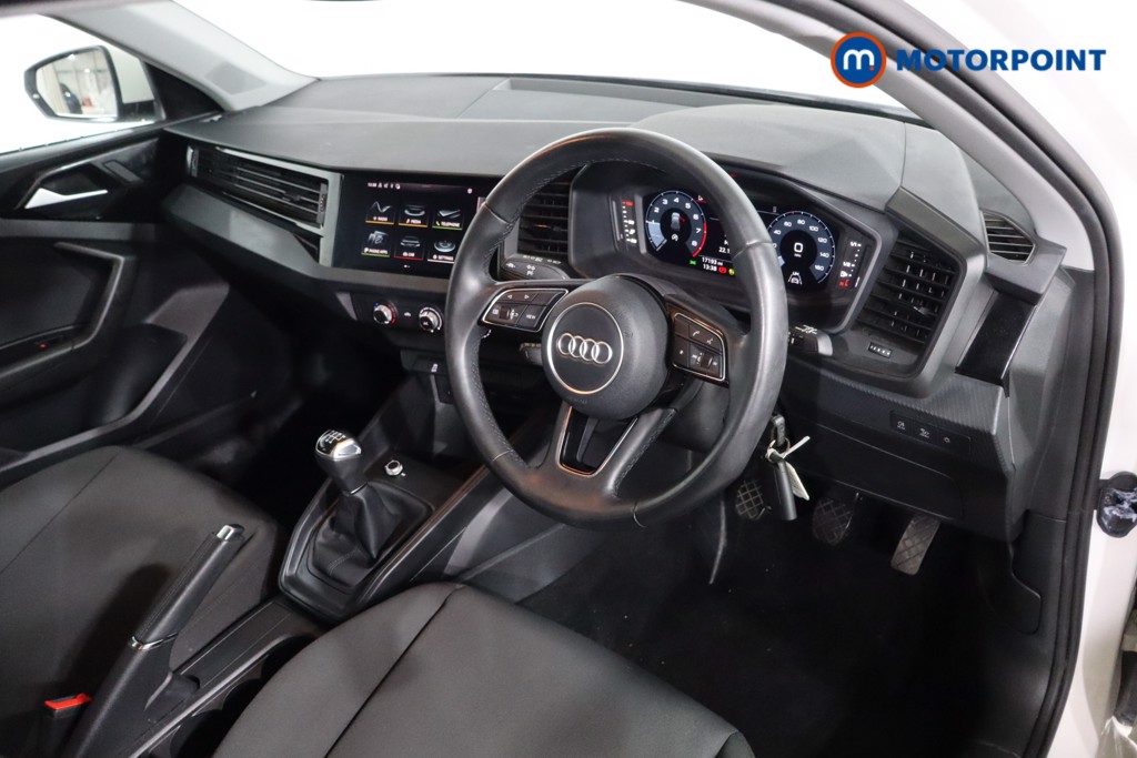Audi A1 Technik Manual Petrol Hatchback - Stock Number (1600531) - 1st supplementary image