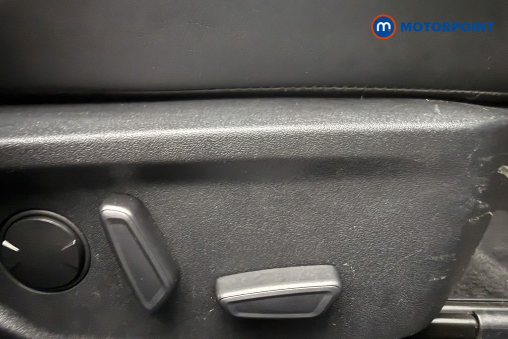 Ford Focus St-Line X Automatic Petrol Hatchback - Stock Number (1600550) - 20th supplementary image