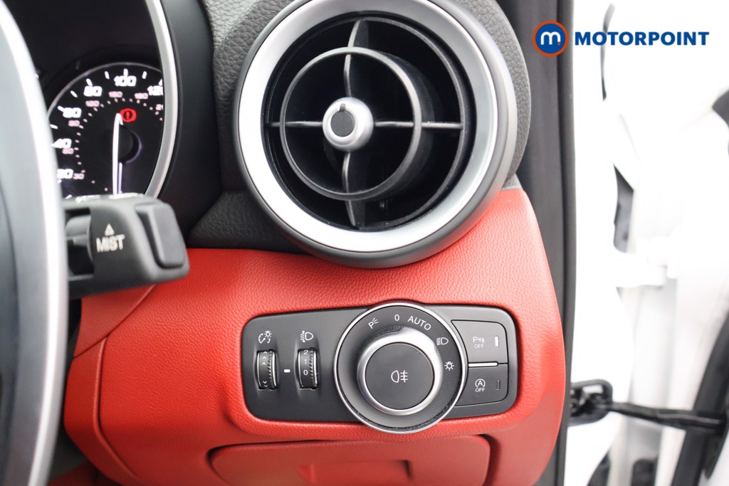 Alfa Romeo Giulia Sprint Automatic Petrol Saloon - Stock Number (1600612) - 7th supplementary image