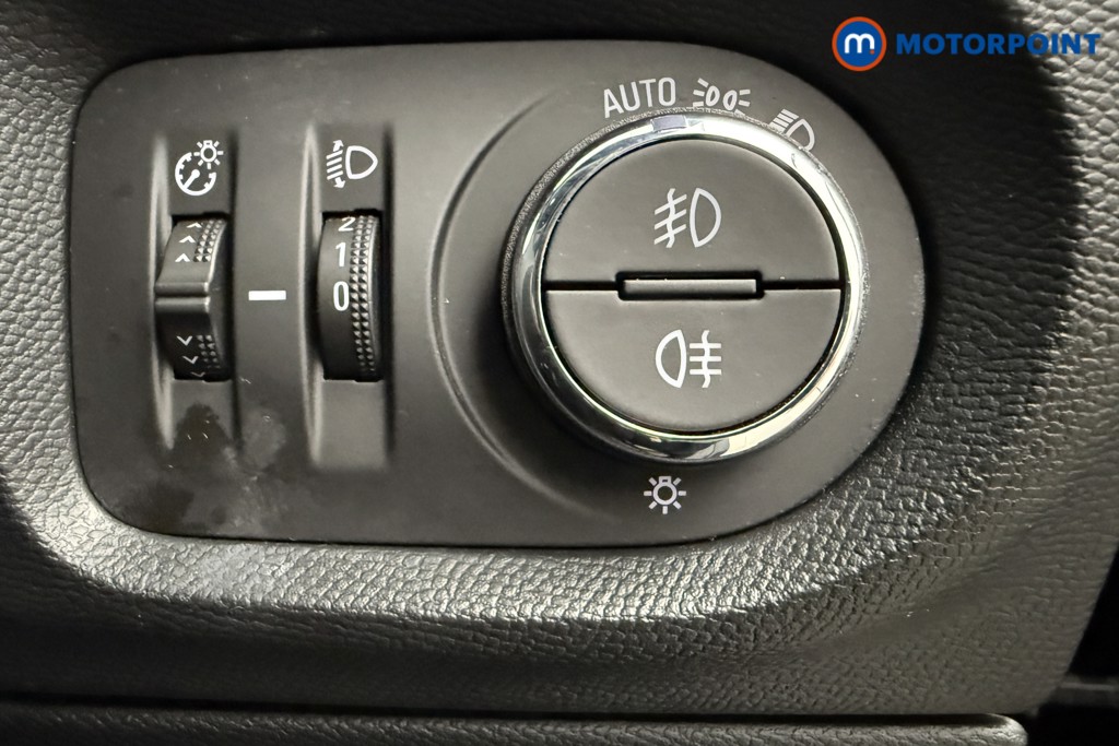 Vauxhall Corsa GS Manual Petrol Hatchback - Stock Number (1600796) - 16th supplementary image