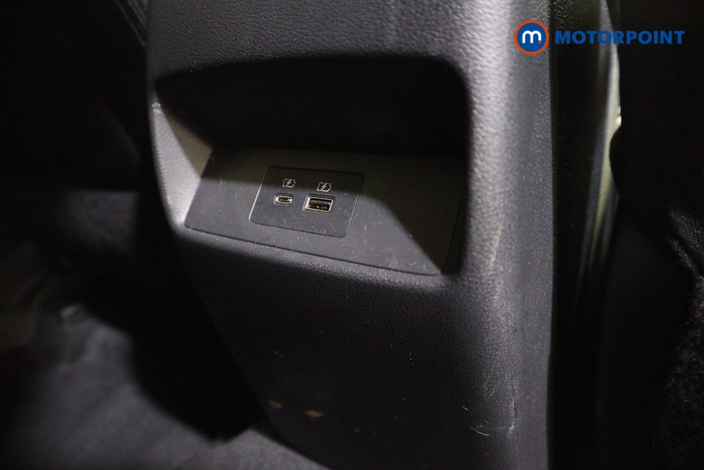 Nissan Qashqai N-Connecta Automatic Petrol-Electric Hybrid SUV - Stock Number (1601136) - 16th supplementary image